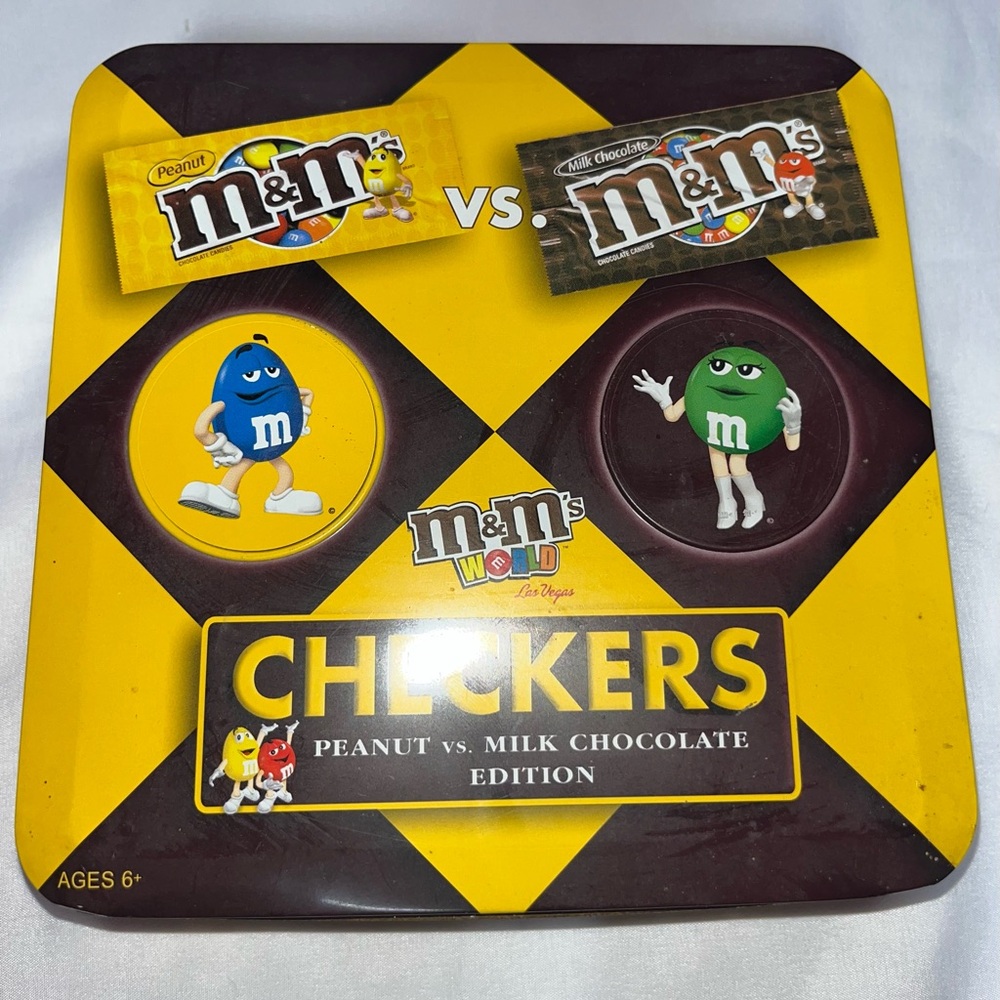 New M&M’s Checkers Game Peanut vs Milk Chocolate Tin Sealed‎ In Box